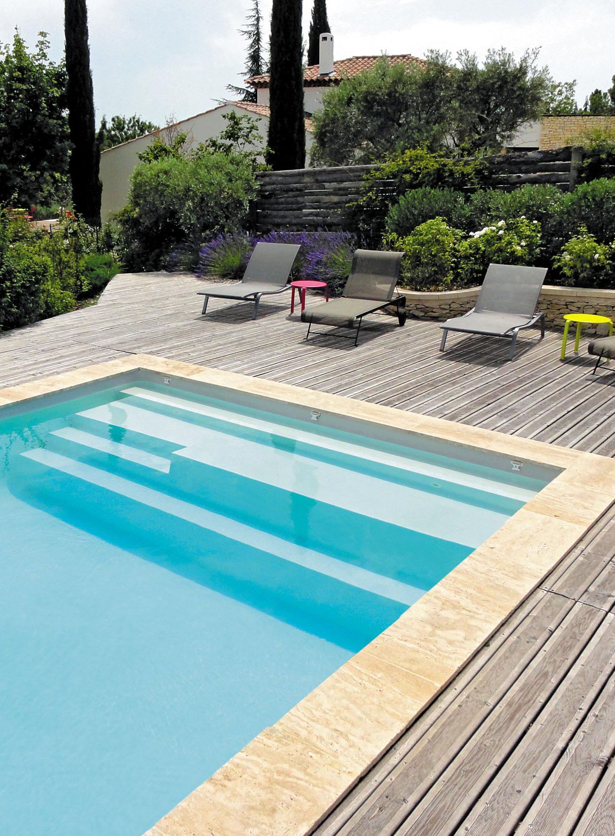 piscine-compacte-et-spacieuse Modèle Capitole 7